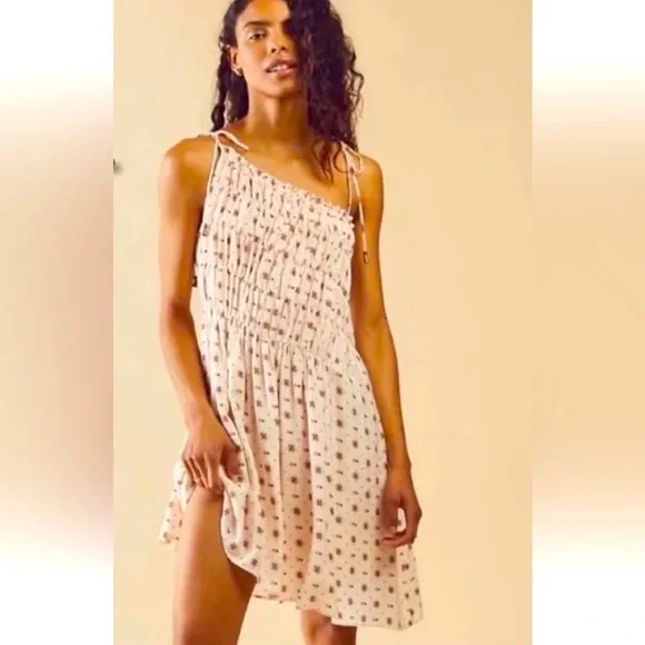 clementina mini dress Clementina Strapless Bubble Mini Dress - White